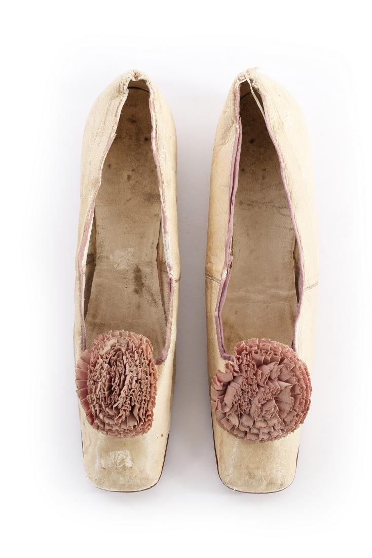 Empress Eugenie's ivory leather pumps, 1860s, with (1 of 8)