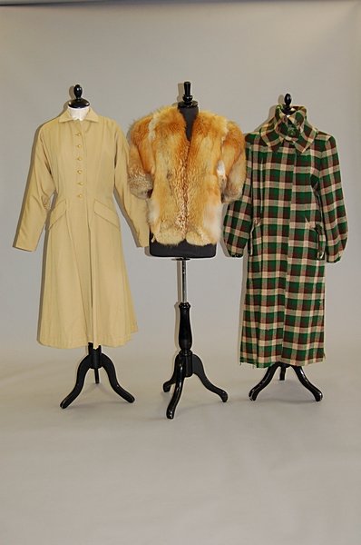 A group of 1940s-50s clothing, 9 ensembles includ - 4