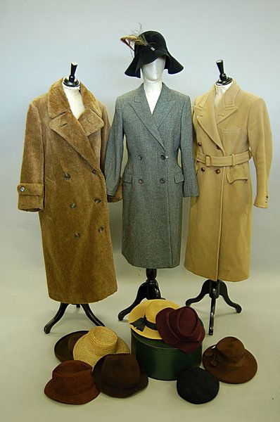 2223 Three ladies coats and a group of mainly felt hat