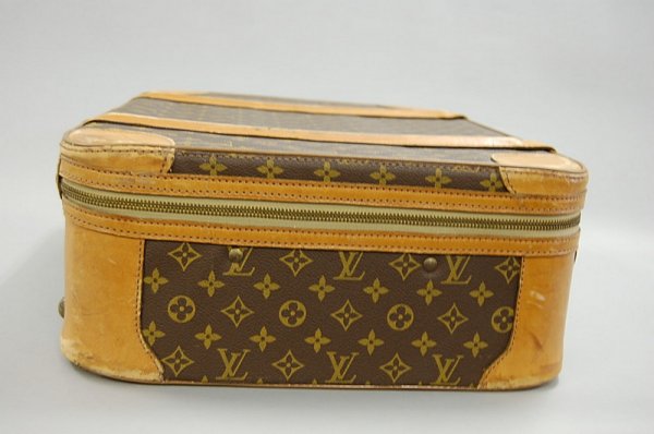 A Louis Vuitton soft-sided suitcase, probably 1960s - 6
