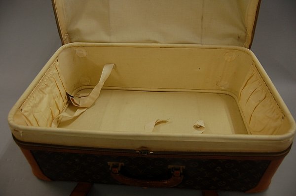 A Louis Vuitton soft-sided suitcase, probably 1960s - 4