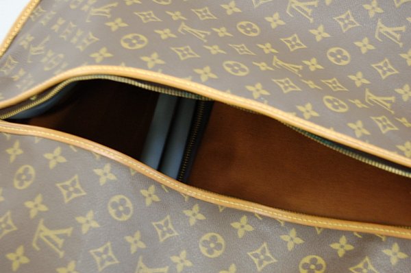 A Louis Vuitton soft-sided suitcase, probably 1960s - 9
