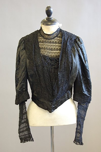 A black satin bodice and skirt, circa 1900, label - 2