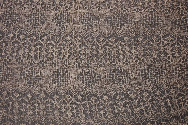 A large general group of damaged dresses, accesso - 10