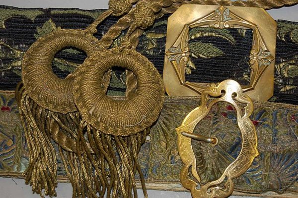 An interesting group of belts, mainly 1890-1920, - 7