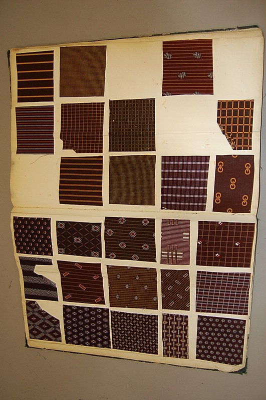 Book of printed cottons, 1863-68, approx. 29 page - 2