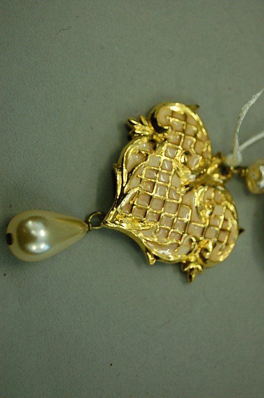 Costume jewellery, 1980s, comprising: Lesage bead - 2