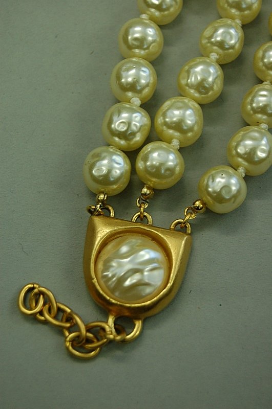 Costume jewellery, 1980s, comprising: Lesage bead - 4