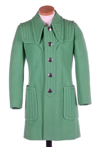 A Pierre Cardin apple-green wool man's coat, early 1970: A Pierre Cardin apple-green wool man's coat, early 1970s, un-labelled, with pointed collar, top-stitched closure panel, yoke and pockets, large metal prestud fasteners, chest 102cm, 40in