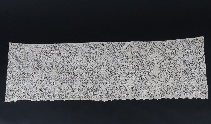 A group of tapelace and bobbin tapelace lengths, late: A group of tapelace and bobbin tapelace lengths, late 17th and 18th centuries. including a deep and complex alb flounce and a Milanese bertha (10) Provenance: Pat Earnshaw
