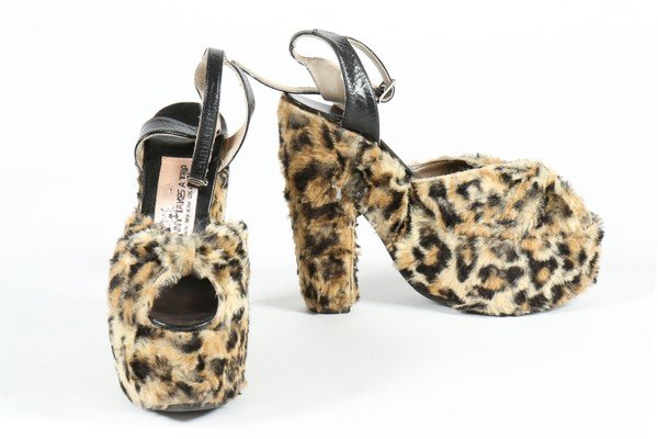 A pair of Granny Takes a Trip faux leopard fur (1 of 5)