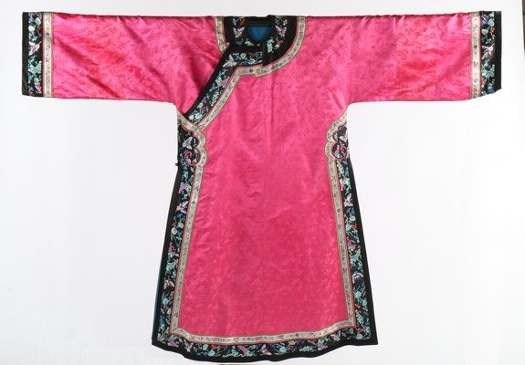 A pink damask satin woman's informal robe - chang fu, (1 of 7)