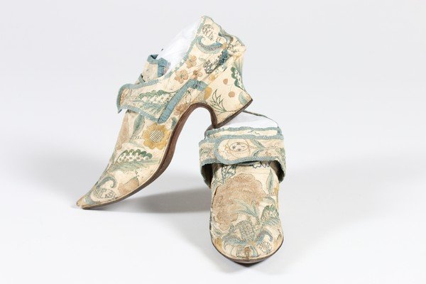 A fine pair of embroidered leather lady's shoes, circa (1 of 9)