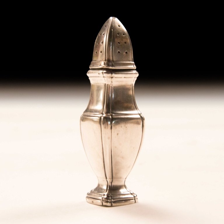 18th Century English Sterling Silver Salt Shaker (1 of 5)