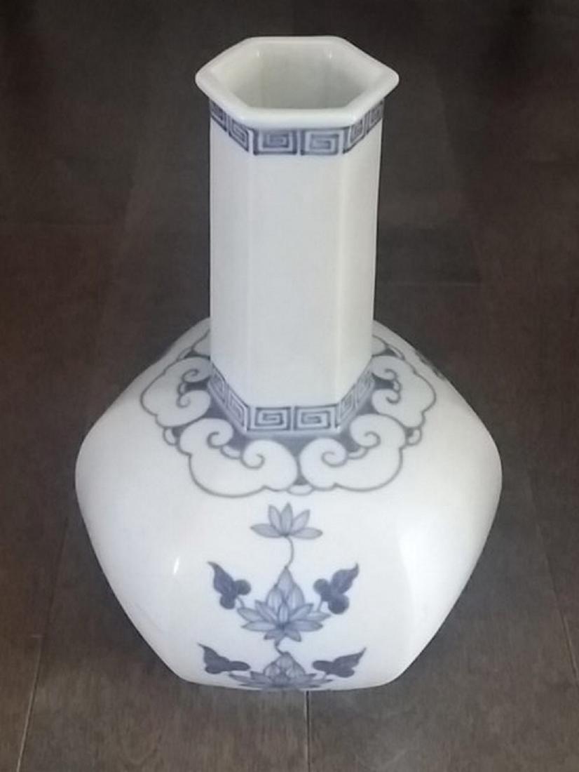 Korean  Antique Ceramic Flask (1 of 6)