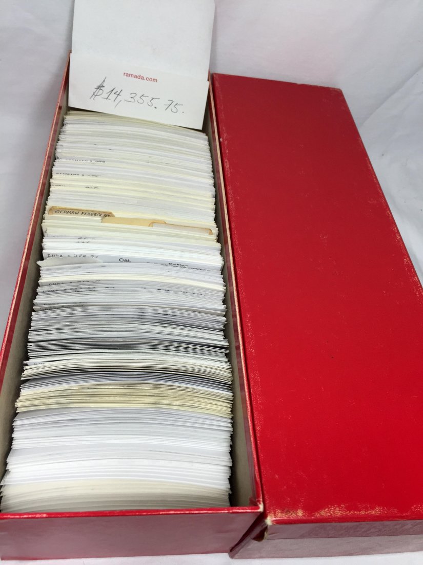 W unused-used stamp accumulation in dealer cards (1 of 1)