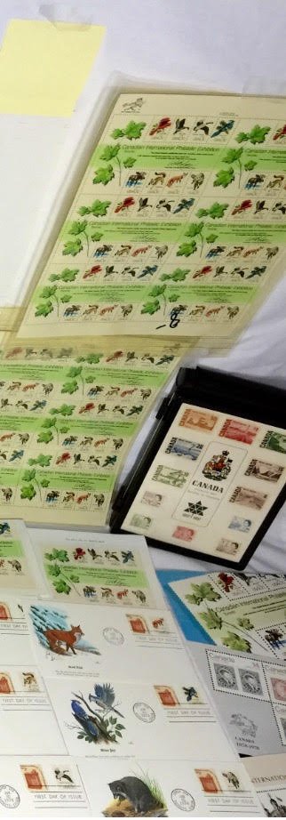 Canada and US stamp set. (1 of 4)