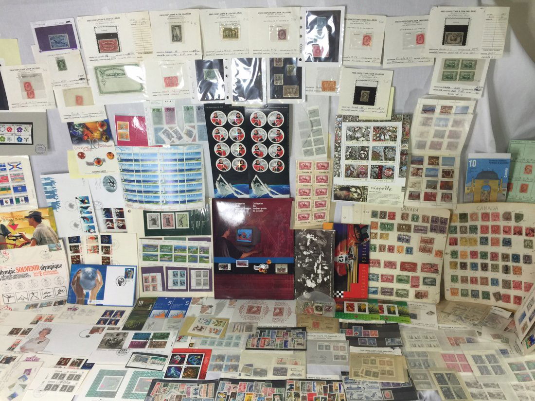 Huge Canada Unused-Used Stamp. (1 of 10)