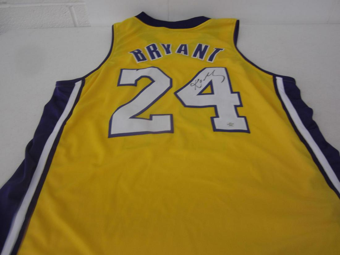 Kobe Bryant signed jersey COA (1 of 2)