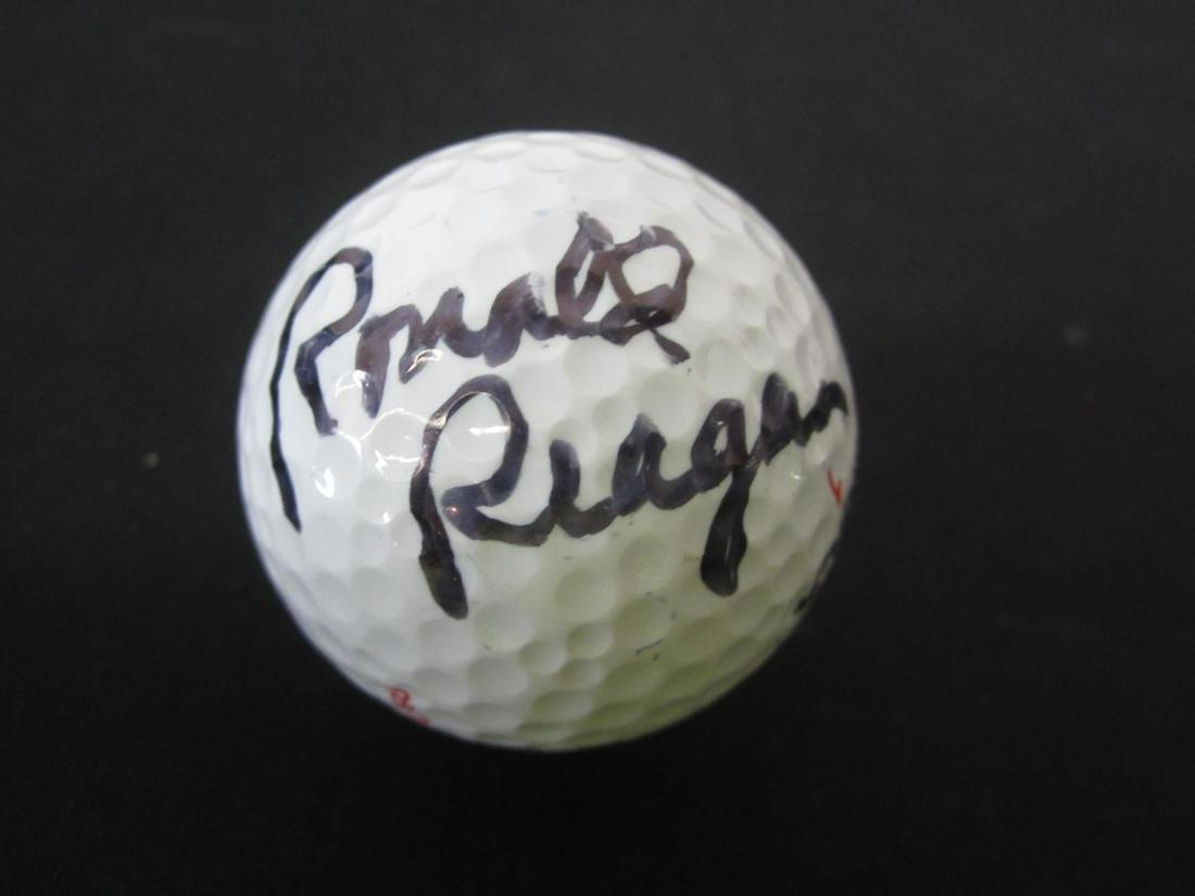 RONALD REAGAN SIGNED GOLF BALL WITH COA PRESIDENT (1 of 3)