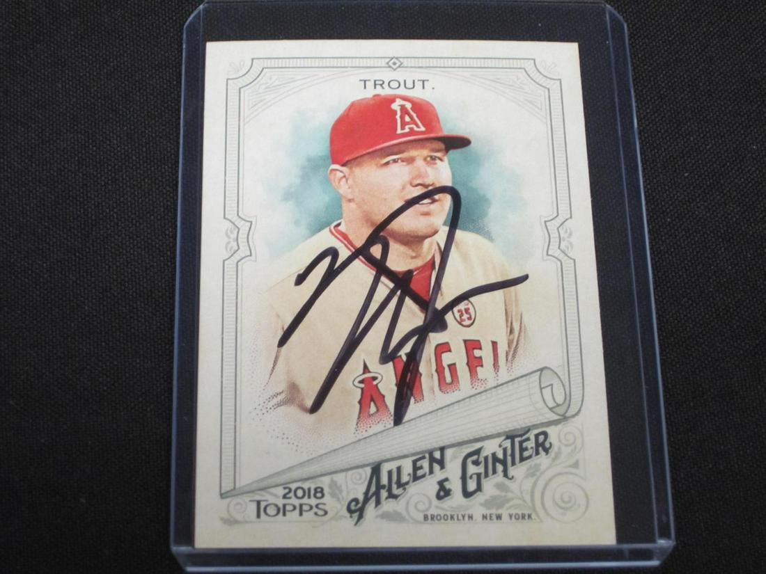 MIKE TROUT AUTOGRAPHED TRADING CARD W/COA (1 of 1)