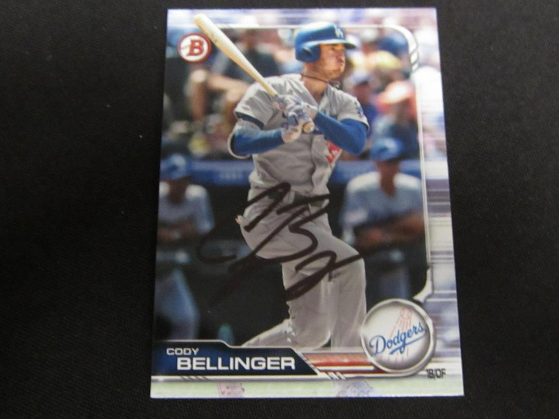 CODY BELLINGER AUTOGRAPHED TRADING CARD W/COA: CODY BELLINGER AUTOGRAPHED TRADING CARD WITH COA DODGERS
