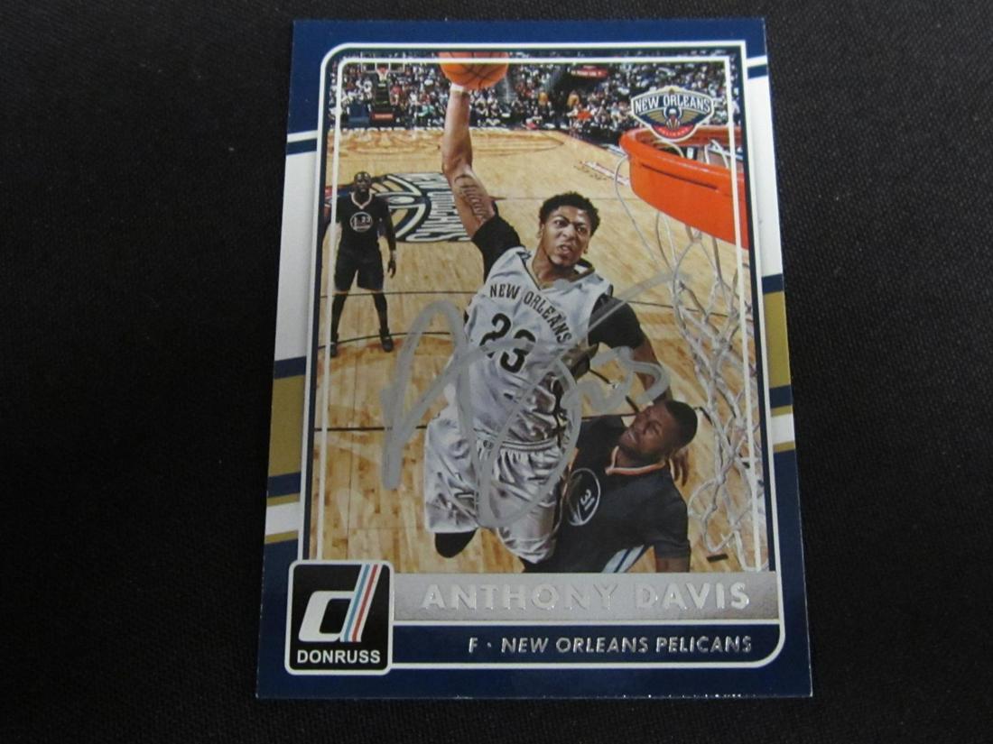ANTHONY DAVIS AUTOGRAPHED TRADING CARD W/COA (1 of 2)