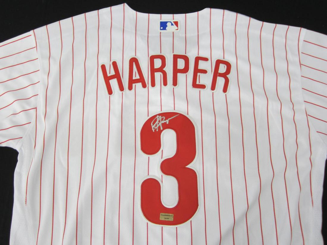 BRYCE HARPER AUTOGRAPHED BASEBALL JERSEY W/COA: BRYCE HARPER AUTOGRAPHED BASEBALL JERSEY WITH COA PHILLIES
