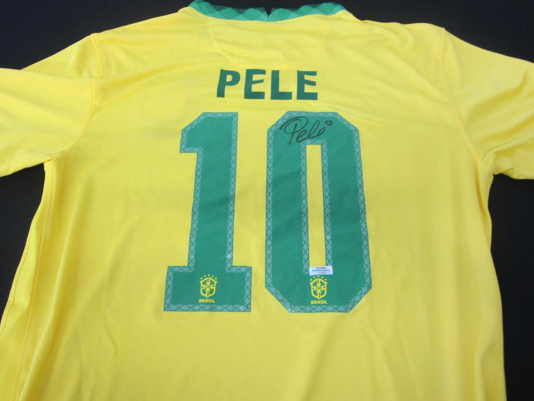 PELE AUTOGRAPHED SOCCER JERSEY W/COA: PELE AUTOGRAPHED SOCCER JERSEY WITH COA