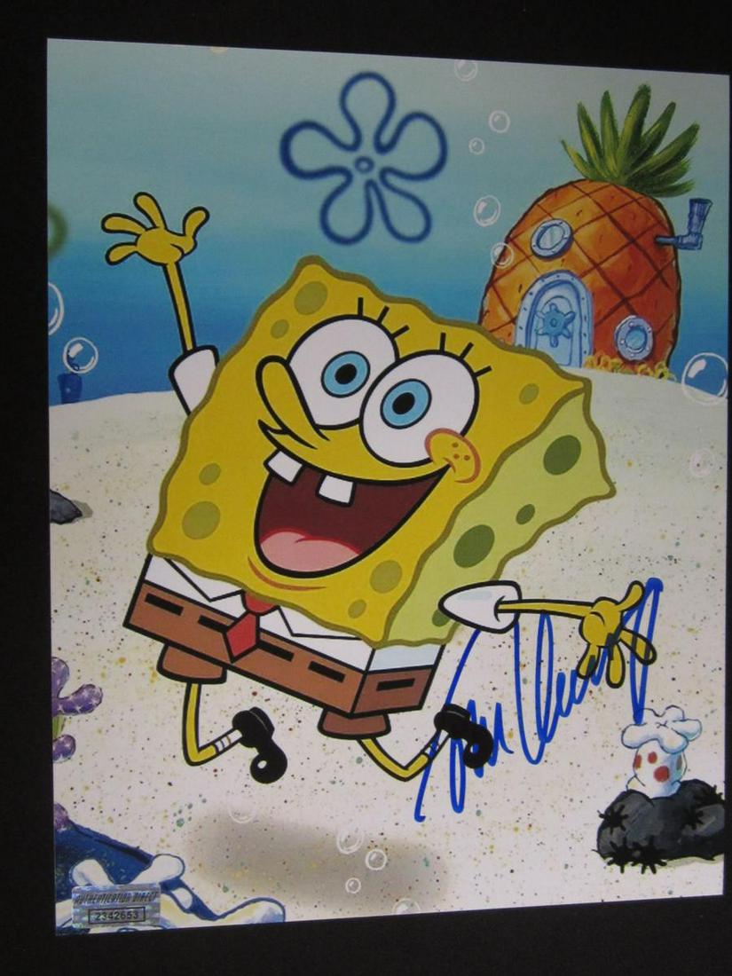 TOM KENNY AUTOGRAPHED 8X10 PHOTO W/COA: TOM KENNY AUTOGRAPHED 8X10 PHOTO WITH COA SPONGE BOB