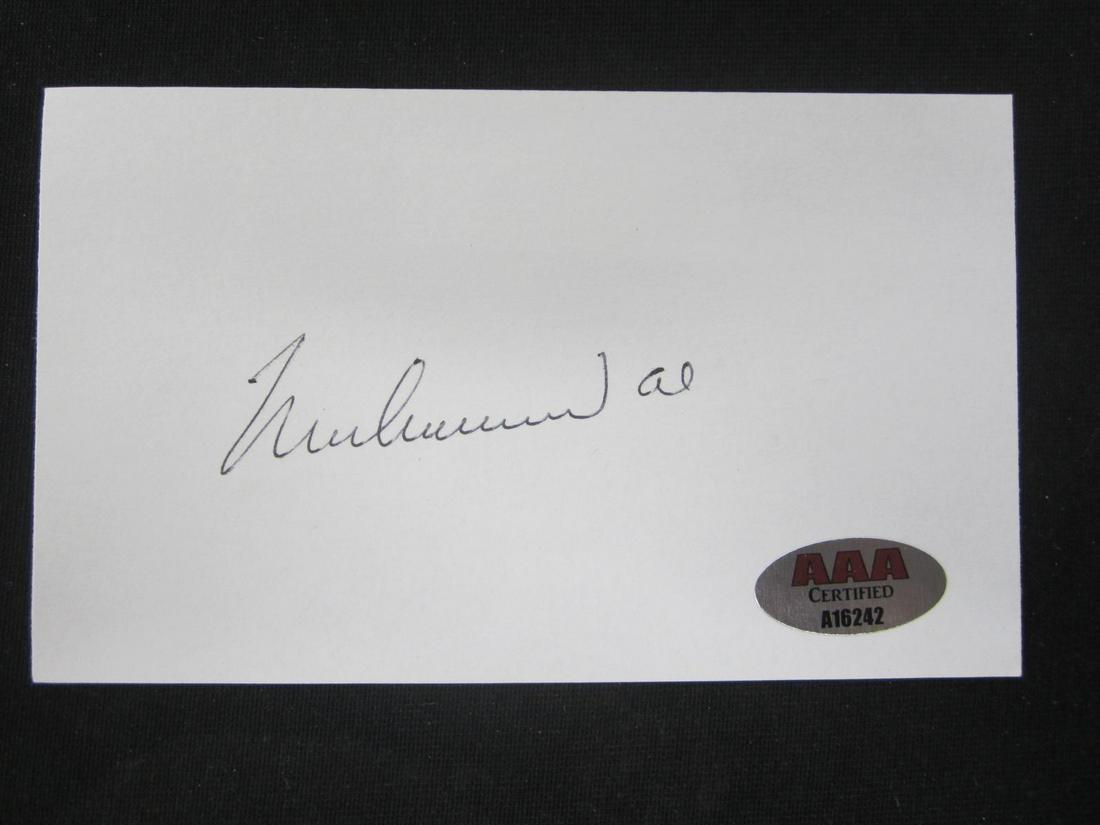 MUHAMMAD ALI AUTOGRAPHED INDEX CARD W/COA (1 of 2)