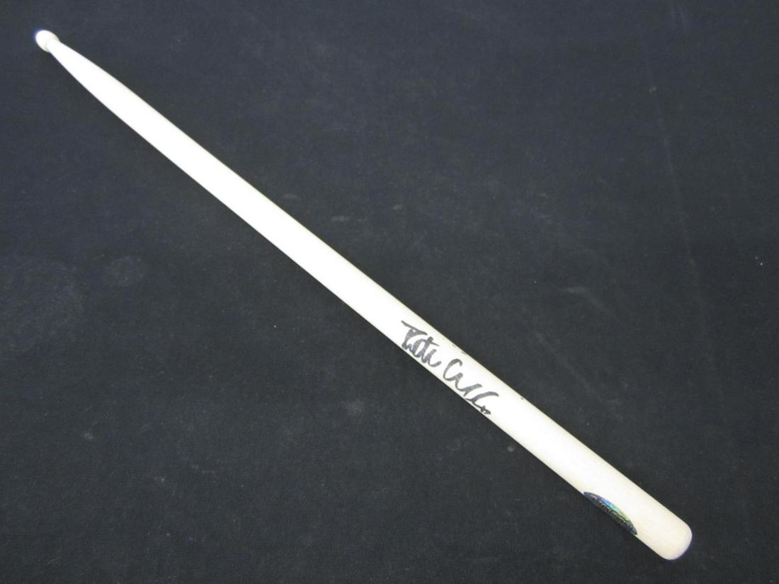 PETER CRISS SIGNED DRUM STICK W/ COA: AUTHENTIC PETER CRISS AUTOGRAPHED DRUM STICK KISS THIS IS A WONDERFUL AUTOGRAPH. THIS ITEM HAS BEEN PROFESSIONALLY AUTHENTICATED & COMES WITH A COA. PLEASE DETERMINE CONDITION FROM PHOTO(S). SAVE US A