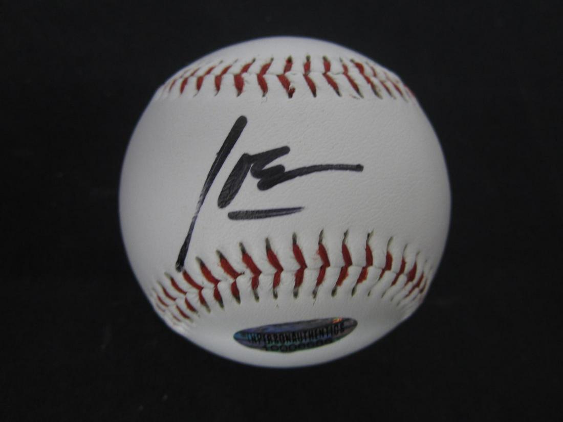 JOE BIDEN SIGNED BASEBALL COA POTUS: AUTHENTIC JOE BIDEN AUTOGRAPHED BASEBALL THIS IS A WONDERFUL AUTOGRAPH. THIS ITEM HAS BEEN PROFESSIONALLY AUTHENTICATED & COMES WITH A COA. PLEASE DETERMINE CONDITION FROM PHOTO(S). SAVE US AS A SELLE