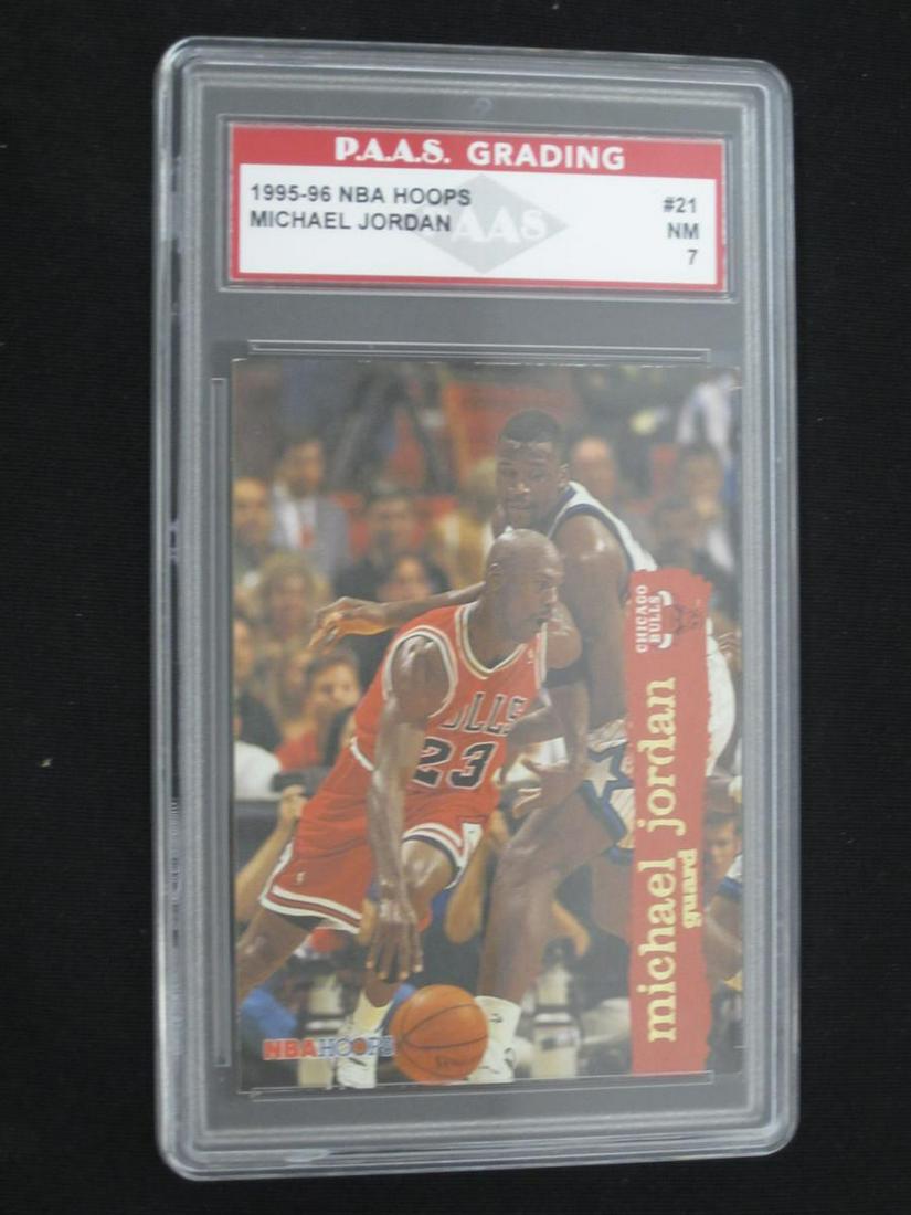 1995-96 HOOPS MICHAEL JORDAN PAAS 7: 1995-96 SKYBOX HOOPS MICHAEL JORDAN GRADED PAAS NM 7 THIS IS A WONDERFUL CARD FOR ANY COLLECTOR. THIS CARD HAS BEEN PROFESSIONALLY GRADED & ENCASED. PLEASE SAVE US AS A SELLER. THANK YOU