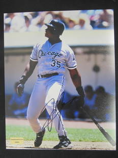 FRANK THOMAS SIGNED 8X10 PHOTO W/COA: FRANK THOMAS SIGNED 8X10 PHOTO WITH AUTO EXPERT UNION COA