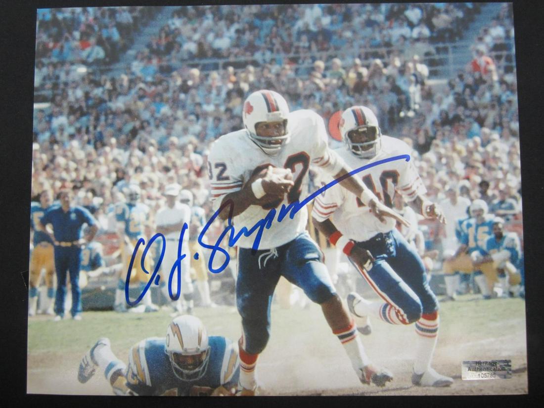 O.J. SIMPSON SIGNED 8X10 PHOTO W/COA (1 of 2)