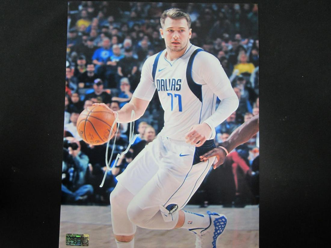 LUKA DONCIC SIGNED 8X10 PHOTO W/COA (1 of 2)