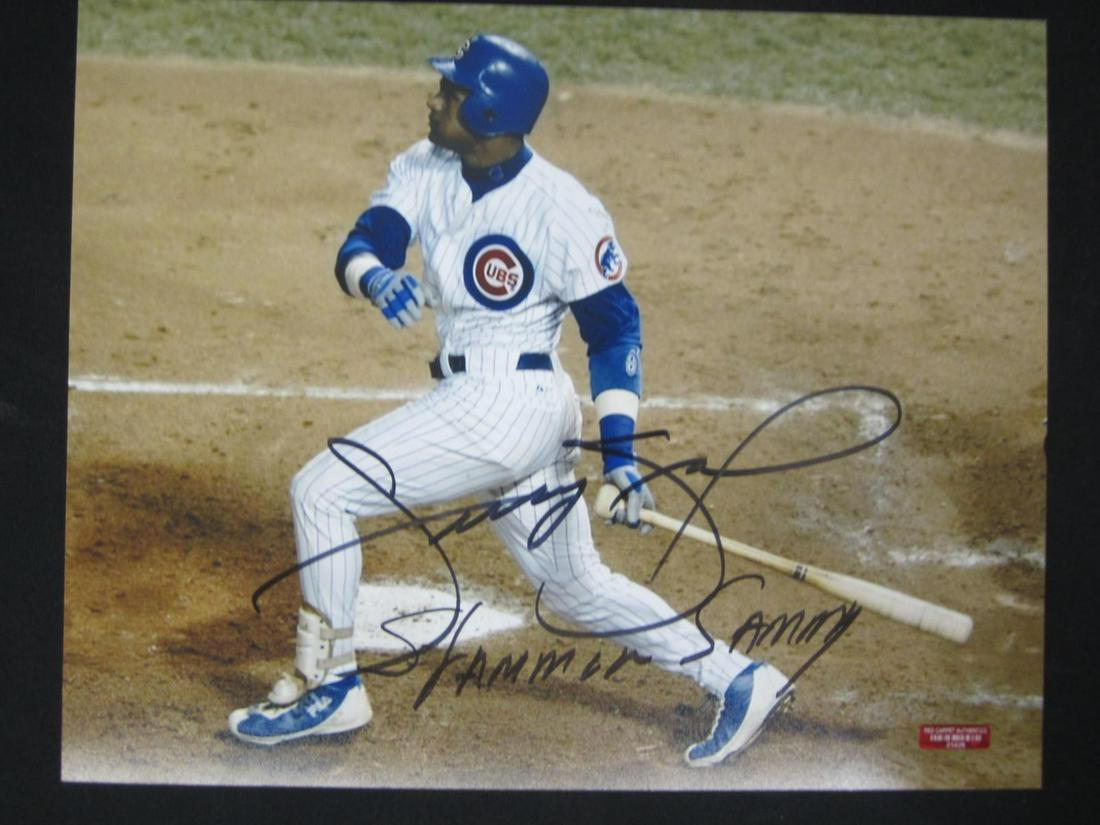 SAMMY SOSA SIGNED 8X10 PHOTO W/COA (1 of 2)