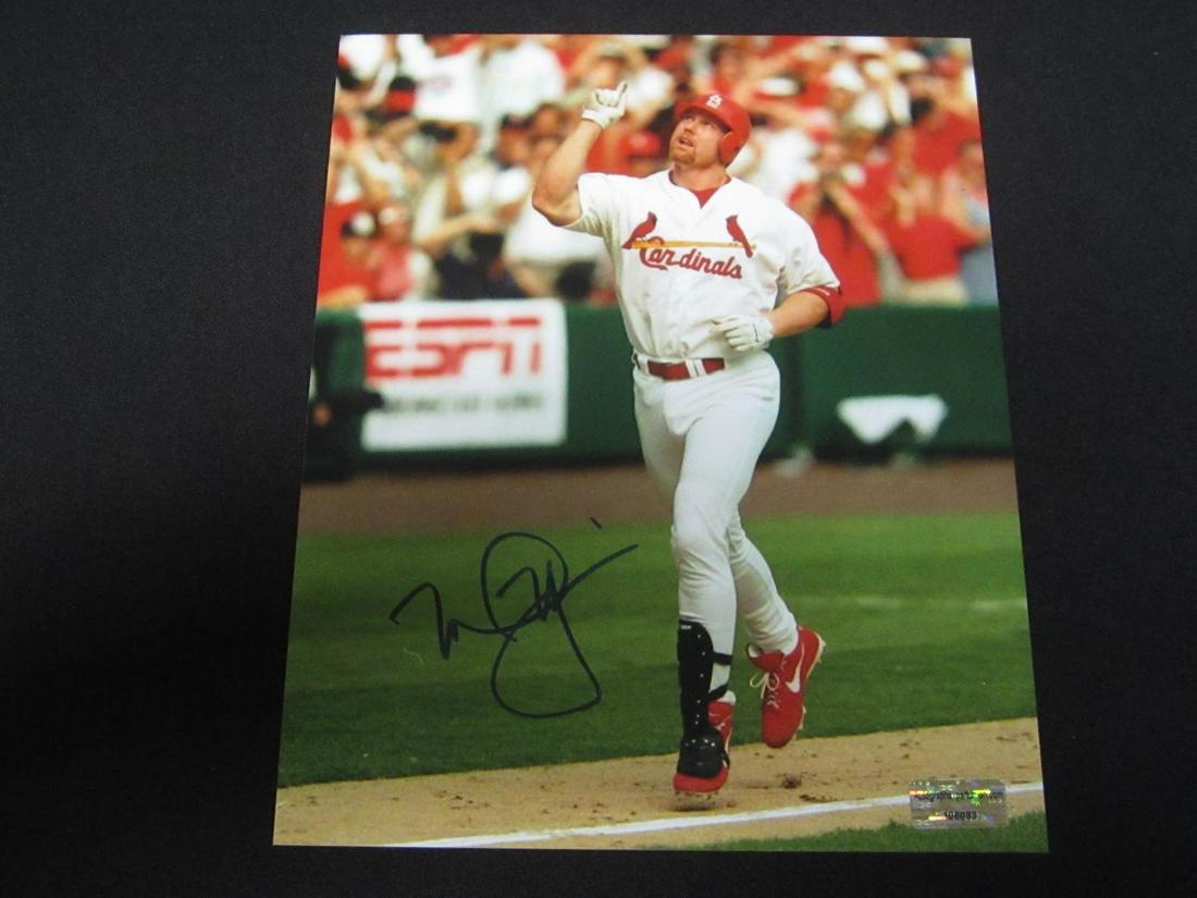 MARK MCGWIRE SIGNED 8X10 PHOTO W/COA (1 of 2)