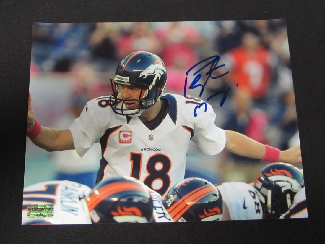 PEYTON MANNING SIGNED 8.5X11 PHOTO W/COA (1 of 2)