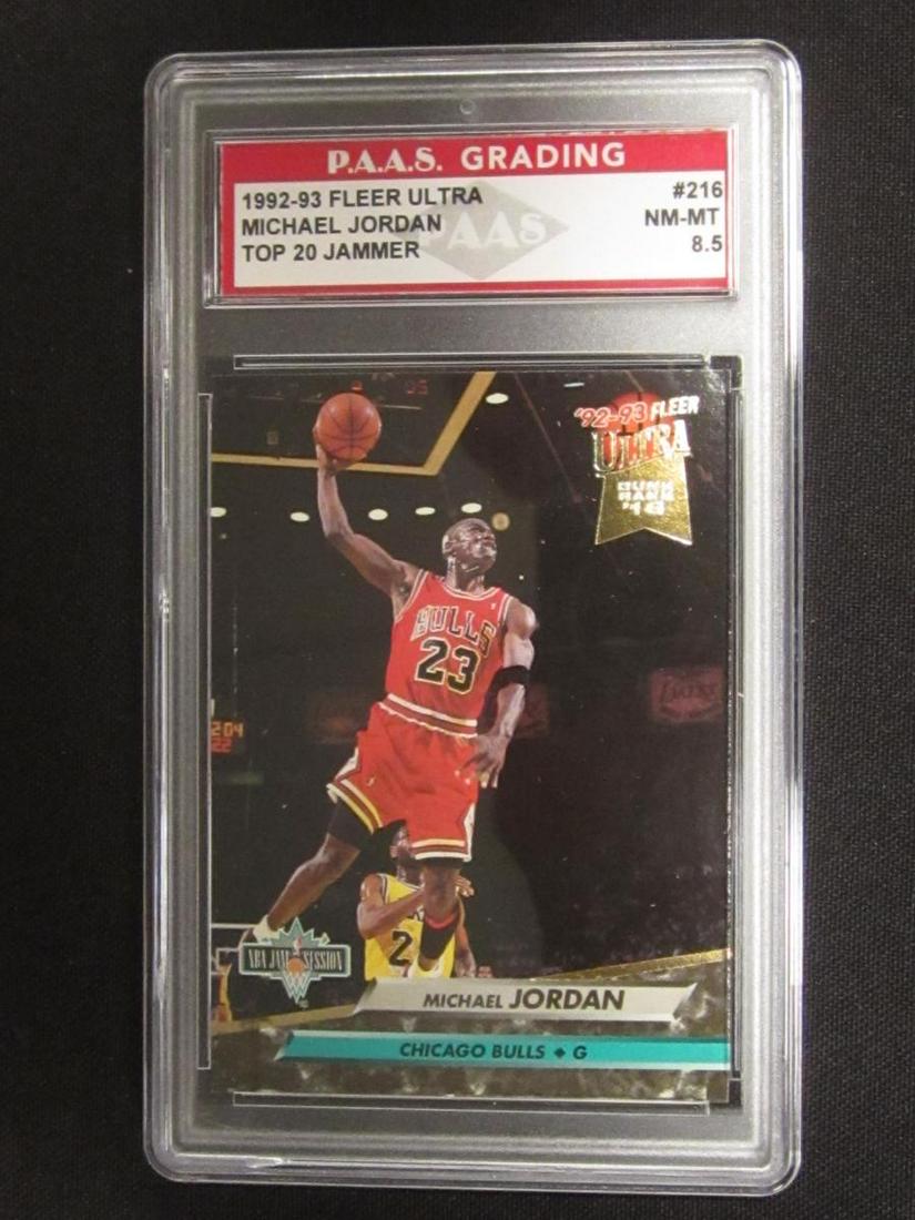 1992-93 FLEER ULTRA MICHAEL JORDAN NM-MT 8.5 (1 of 1)