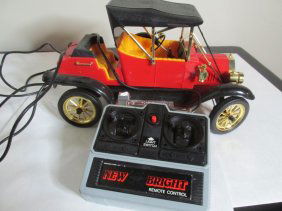 1958 IMPALA LOWRIDER REMOTE CONTROL CAR REMOTE CONTROL : Lot 2