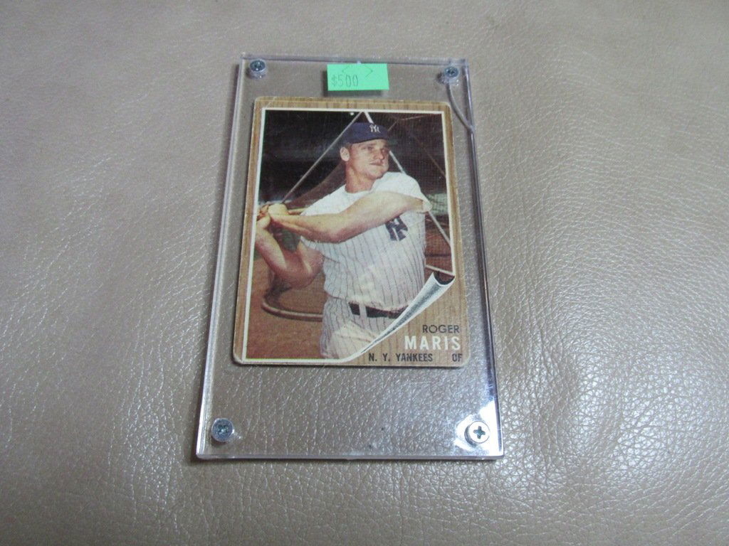 1962 Roger Maris Baseball card (1 of 2)