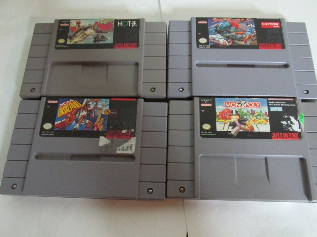 Nintendo SNES games: 4 games