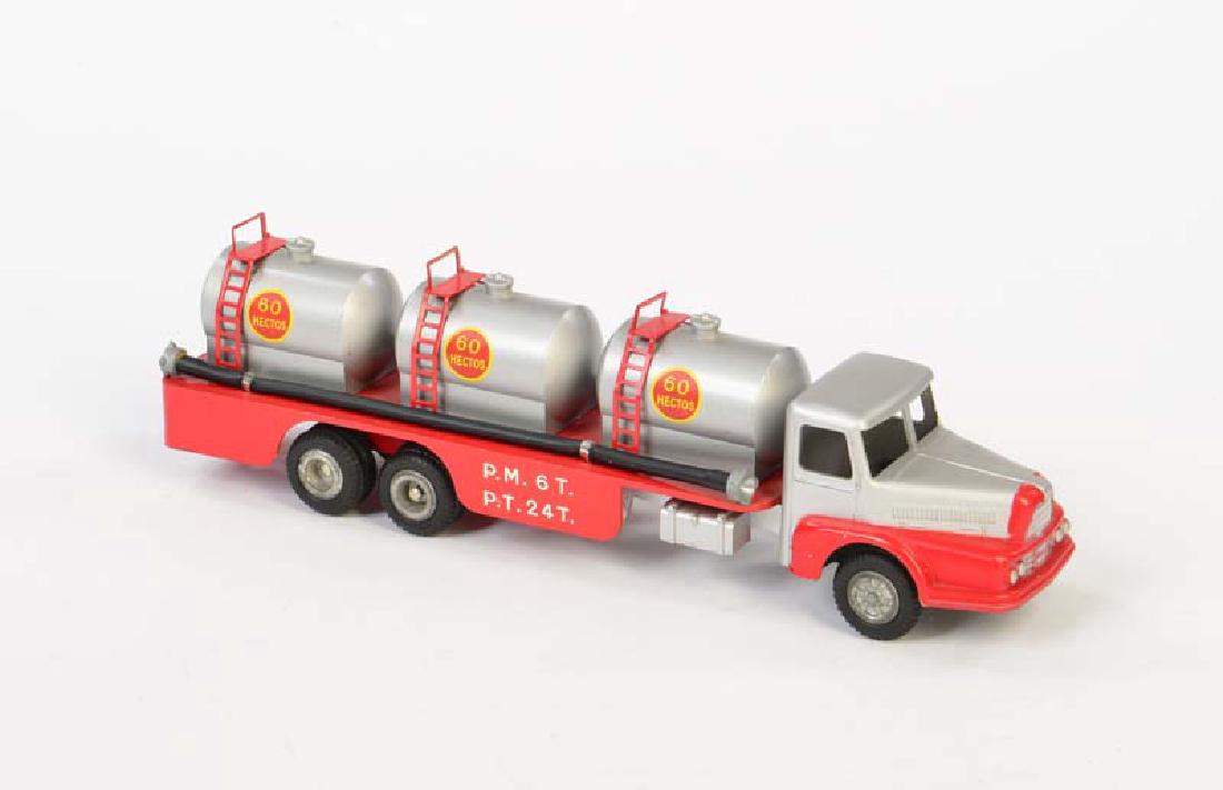 JRD, Tracteur 130 Unic Transport Liquides (1 of 1)