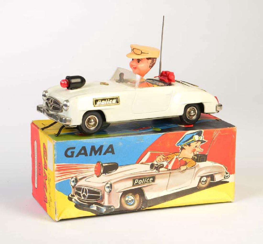 Gama, Comic Police (1 of 1)