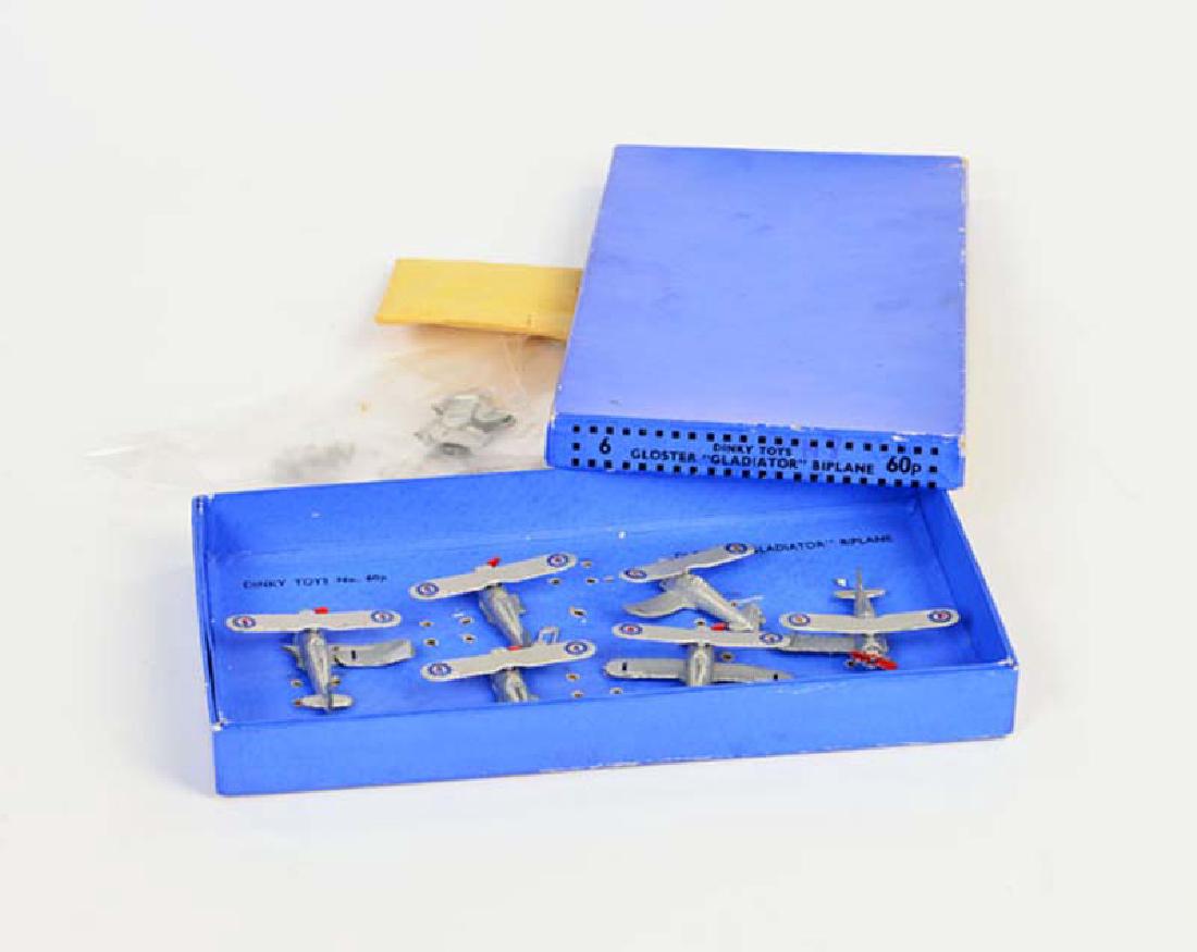 Dinky Toys, 6 Flugzeuge "Gladiator" (1 of 1)