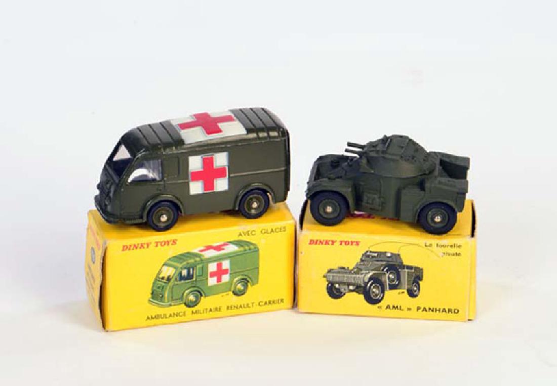 Dinky Toys, 2 Militaerfahrzeuge (1 of 1)