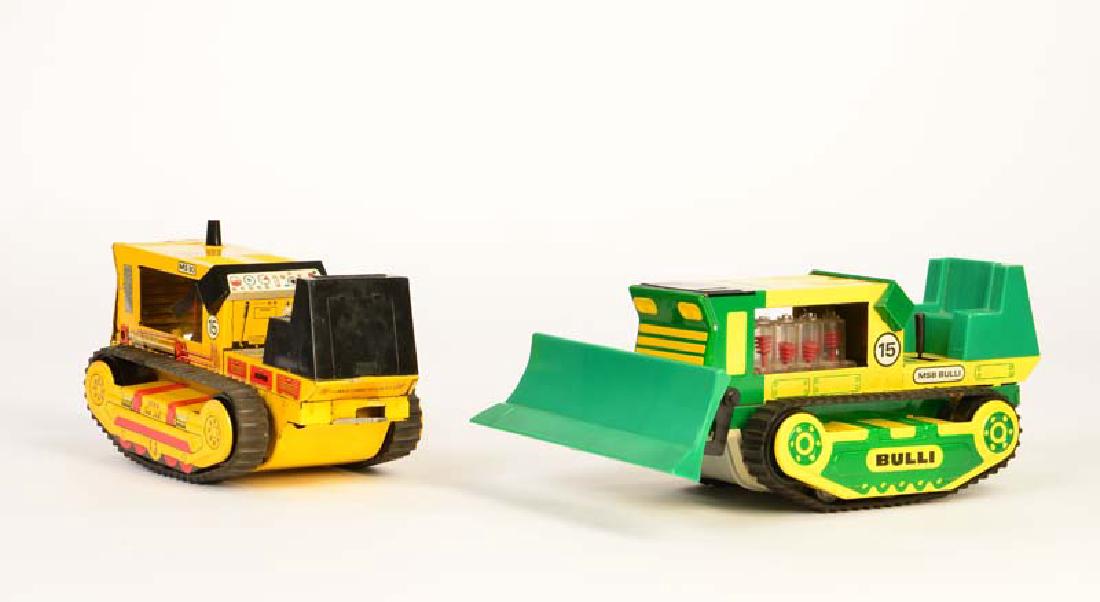 MS Brandenburg, 2x Raupe (1 of 1)