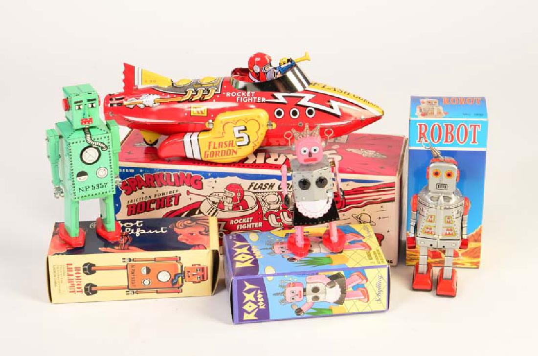 Konvolut Space Toys (1 of 1)